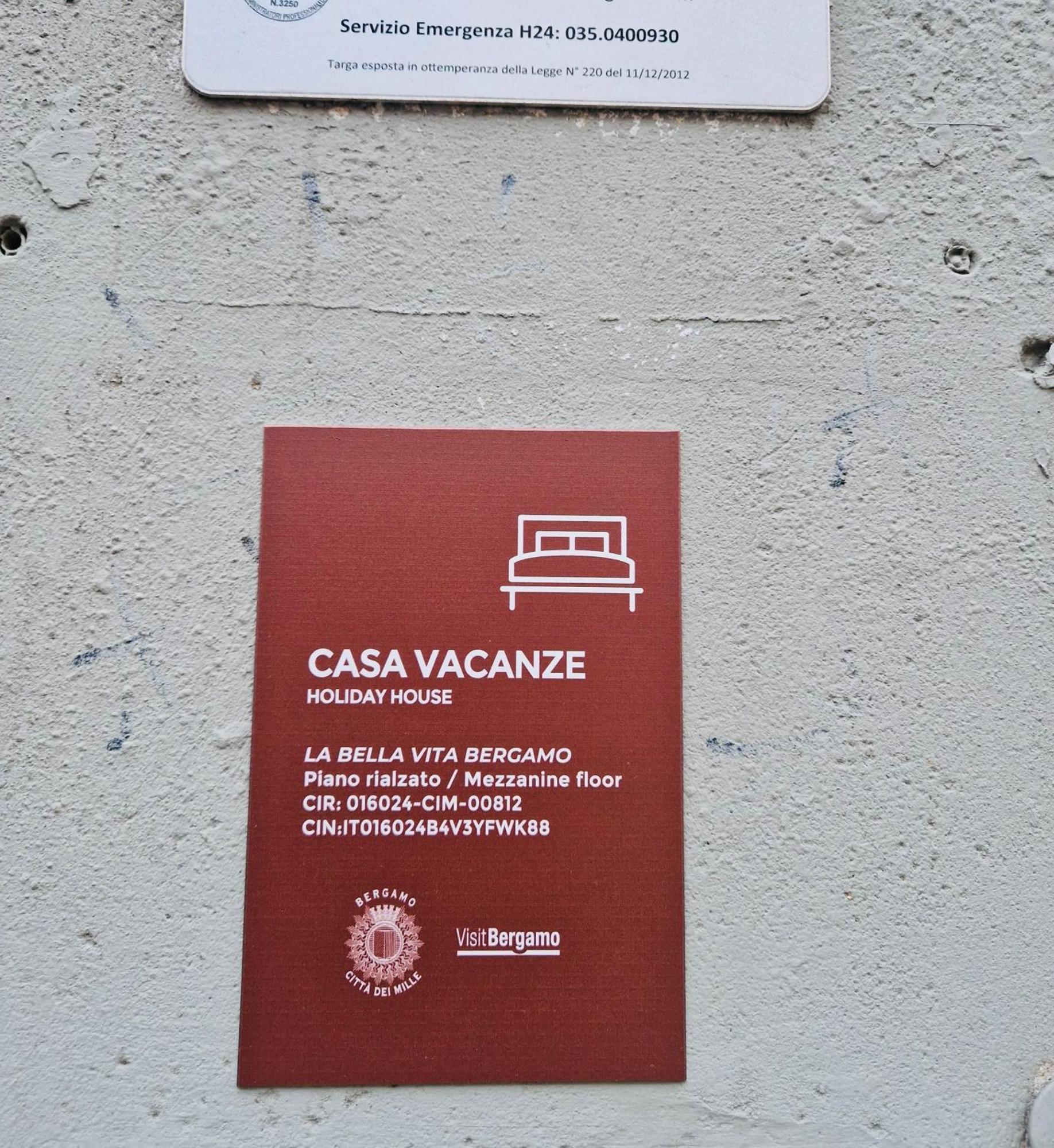 La Bella Vita Bergamo With Free Private Parking Exterior foto